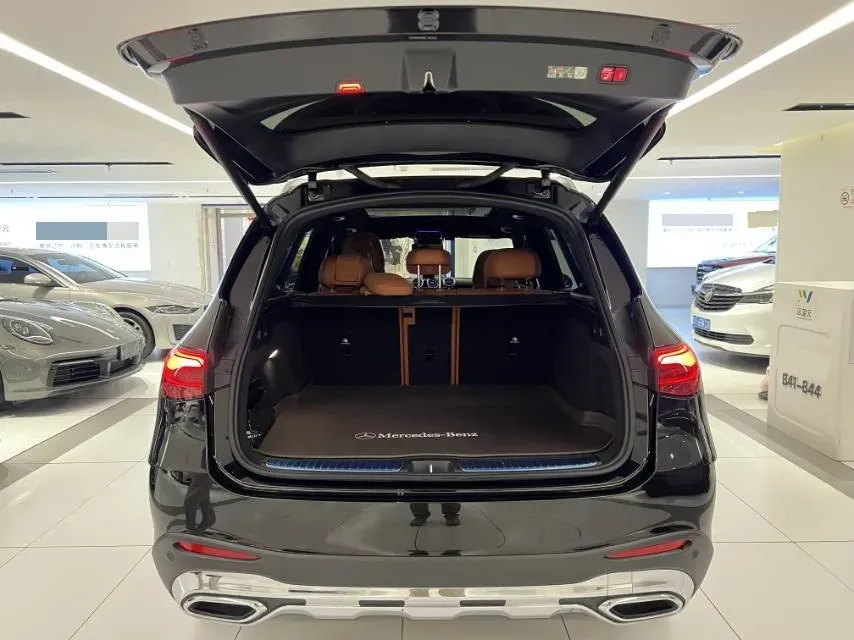 2024 Mercedes-Benz GLC Class 2.0T 258HP L4 9AT,autocango,china used car exporter,china ev exporter,chinese used car exporter,chinese used ev exporter