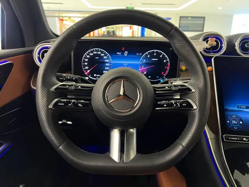 2024 Mercedes-Benz GLC Class 2.0T 258HP L4 9AT,autocango,china used car exporter,china ev exporter,chinese used car exporter,chinese used ev exporter