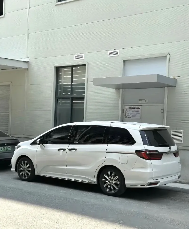 2024 Honda Odyssey 2.0L 146HP L4 E-CVT Hybrid,autocango,china used car exporter,china ev exporter,chinese used car exporter,chinese used ev exporter