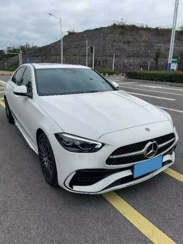 2025 Mercedes-Benz C Class 1.5T 170HP L4 9AT,autocango,china used car exporter,china ev exporter,chinese used car exporter,chinese used ev exporter