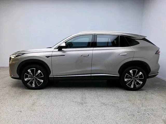2023 Roewe RX5 1.5T 188HP L4 7DCT,autocango,china used car exporter,china ev exporter,chinese used car exporter,chinese used ev exporter