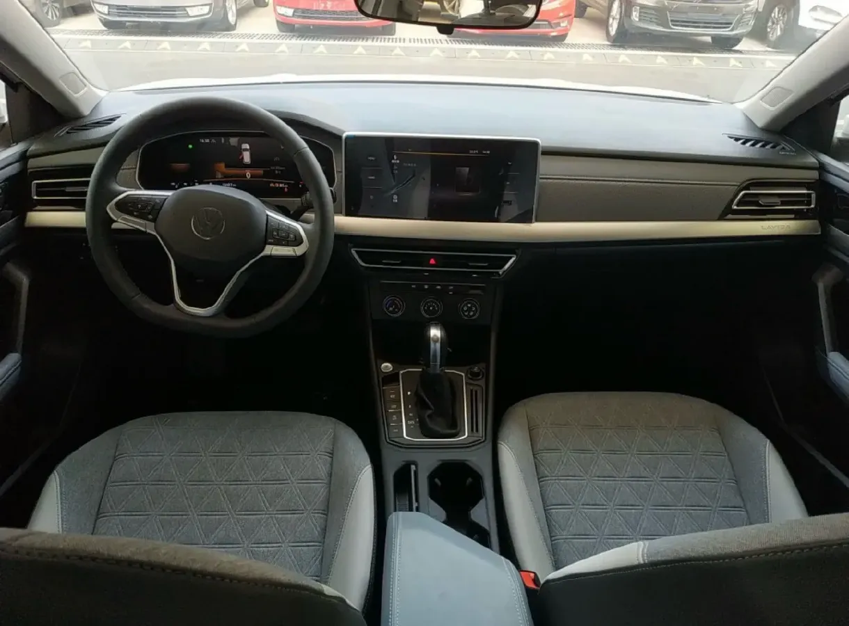 2023 Volkswagen Lavida 1.5T 160HP L4 7DCT,autocango,china used car exporter,china ev exporter,chinese used car exporter,chinese used ev exporter