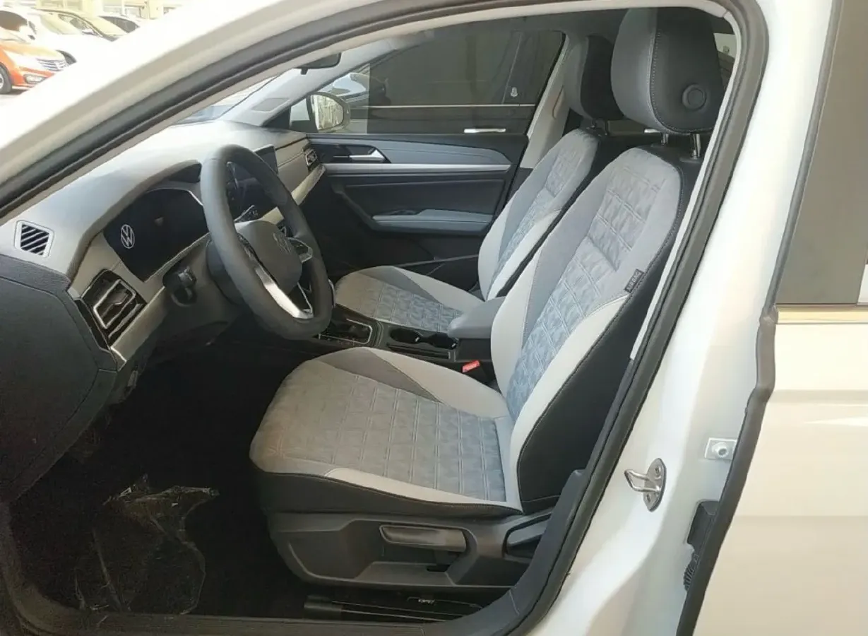 2023 Volkswagen Lavida 1.5T 160HP L4 7DCT,autocango,china used car exporter,china ev exporter,chinese used car exporter,chinese used ev exporter