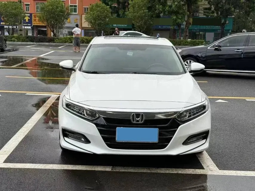 2018 Honda Accord 1.5T 194HP L4 CVT,autocango,china used car exporter,china ev exporter,chinese used car exporter,chinese used ev exporter