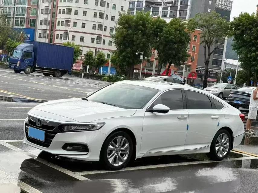 2018 Honda Accord 1.5T 194HP L4 CVT,autocango,china used car exporter,china ev exporter,chinese used car exporter,chinese used ev exporter