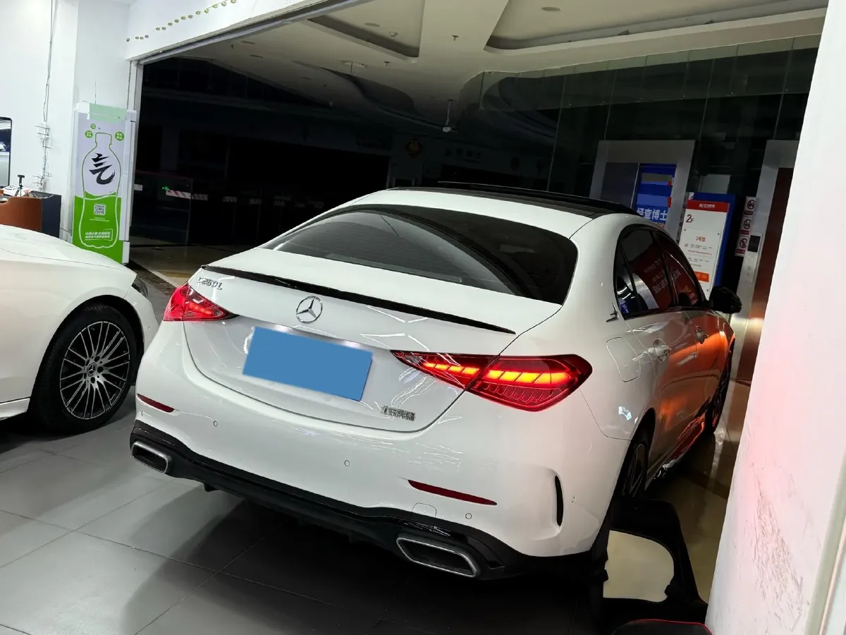 2025 Mercedes-Benz C Class 1.5T 204HP L4 9AT,autocango,china used car exporter,china ev exporter,chinese used car exporter,chinese used ev exporter