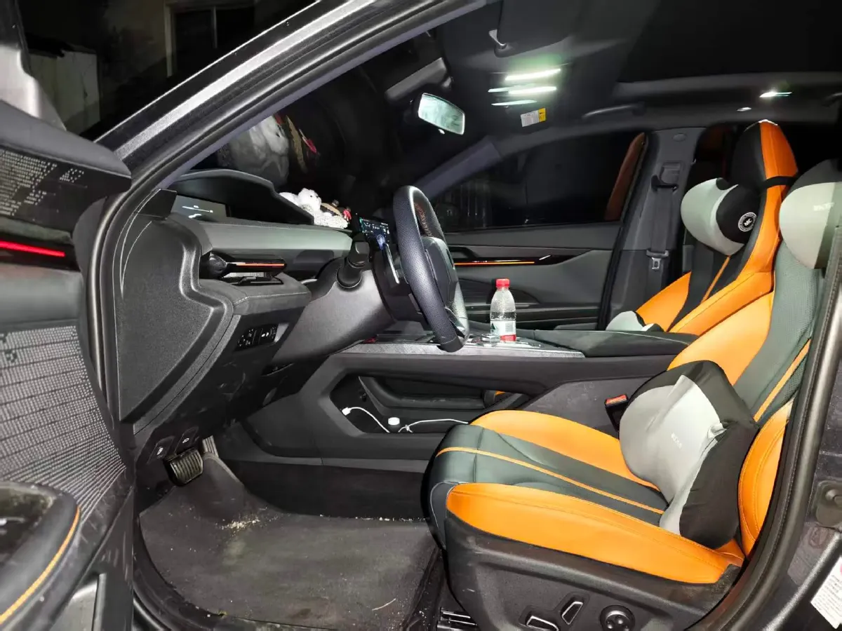 2024 ChangAn UNI-V 1.5T 188HP L4 7DCT,autocango,china used car exporter,china ev exporter,chinese used car exporter,chinese used ev exporter