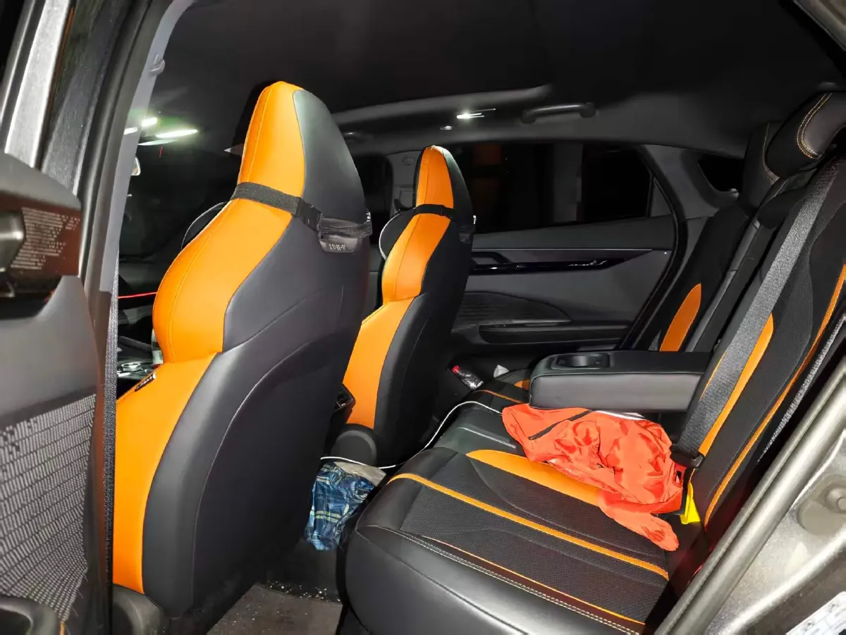 2024 ChangAn UNI-V 1.5T 188HP L4 7DCT,autocango,china used car exporter,china ev exporter,chinese used car exporter,chinese used ev exporter