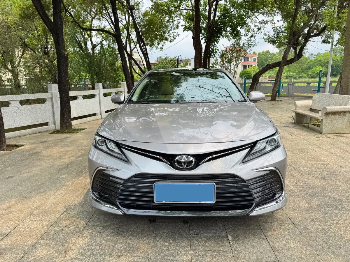 2021 Toyota Camry 2.5L 209HP L4 8AT,autocango,china used car exporter,china ev exporter,chinese used car exporter,chinese used ev exporter