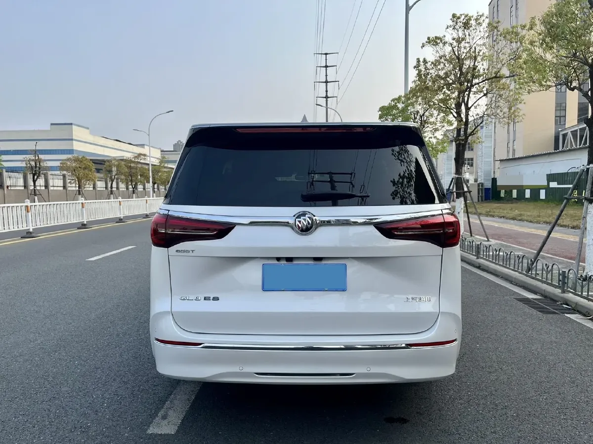 2020 Buick GL8 2.0T 237HP L4 9AT,autocango,china used car exporter,china ev exporter,chinese used car exporter,chinese used ev exporter
