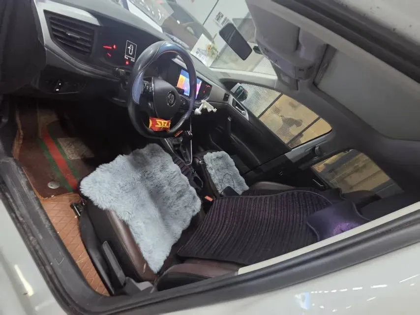 2019 Volkswagen Polo 1.5L 113HP L4 6AT,autocango,china used car exporter,china ev exporter,chinese used car exporter,chinese used ev exporter
