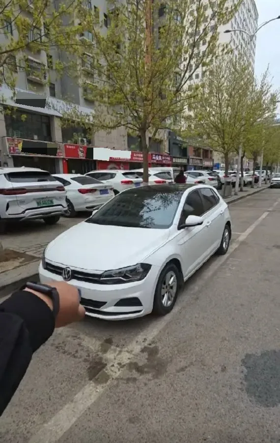 2019 Volkswagen Polo 1.5L 113HP L4 6AT,autocango,china used car exporter,china ev exporter,chinese used car exporter,chinese used ev exporter