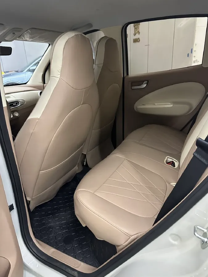 2025 WuLing HongGuang MINI EV BEV 16.2KWH,autocango,china used car exporter,china ev exporter,chinese used car exporter,chinese used ev exporter