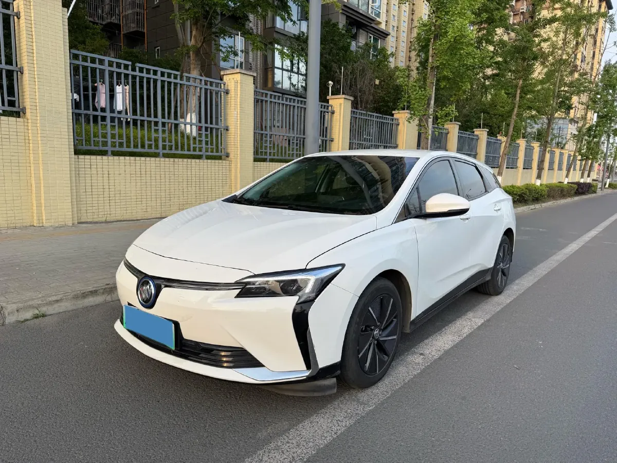 2022 Buick Envista 1.5T 184HP L4 CVT,autocango,china used car exporter,china ev exporter,chinese used car exporter,chinese used ev exporter