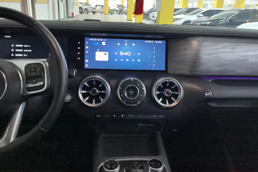 2023 Tank 300 2.0T 227HP L4 8AT,autocango,china used car exporter,china ev exporter,chinese used car exporter,chinese used ev exporter