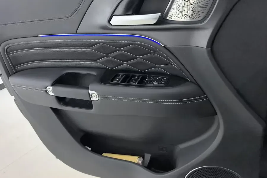 2023 Tank 300 2.0T 227HP L4 8AT,autocango,china used car exporter,china ev exporter,chinese used car exporter,chinese used ev exporter