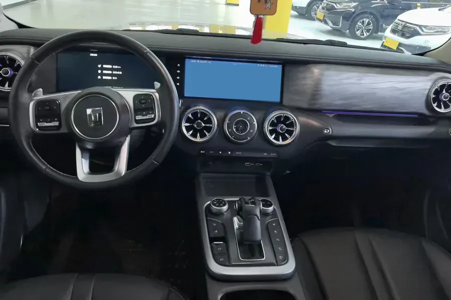 2023 Tank 300 2.0T 227HP L4 8AT,autocango,china used car exporter,china ev exporter,chinese used car exporter,chinese used ev exporter