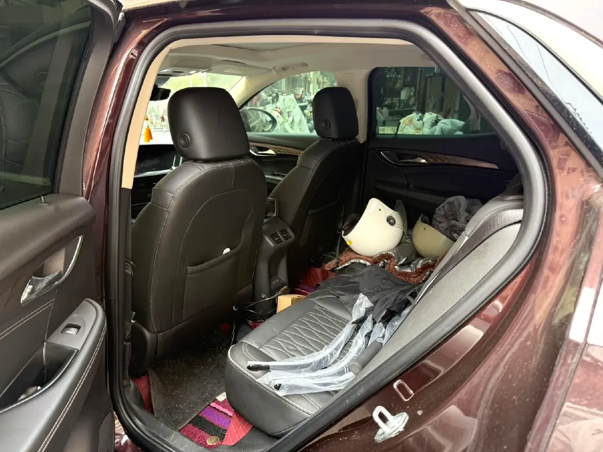 2022 Buick EnvisionS 2.0T 237HP L4 9AT,autocango,china used car exporter,china ev exporter,chinese used car exporter,chinese used ev exporter