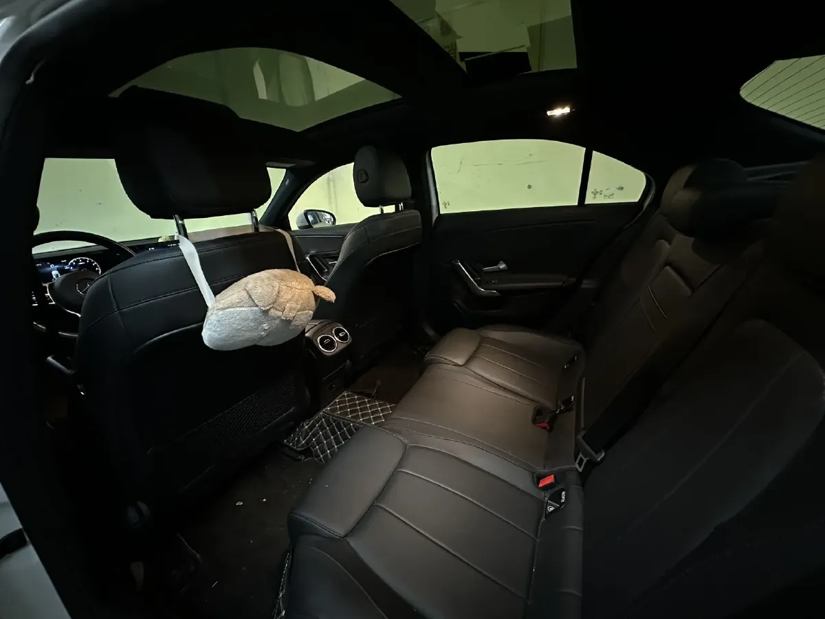 2021 Mercedes-Benz A Class 1.3T 136HP L4 7DCT,autocango,china used car exporter,china ev exporter,chinese used car exporter,chinese used ev exporter