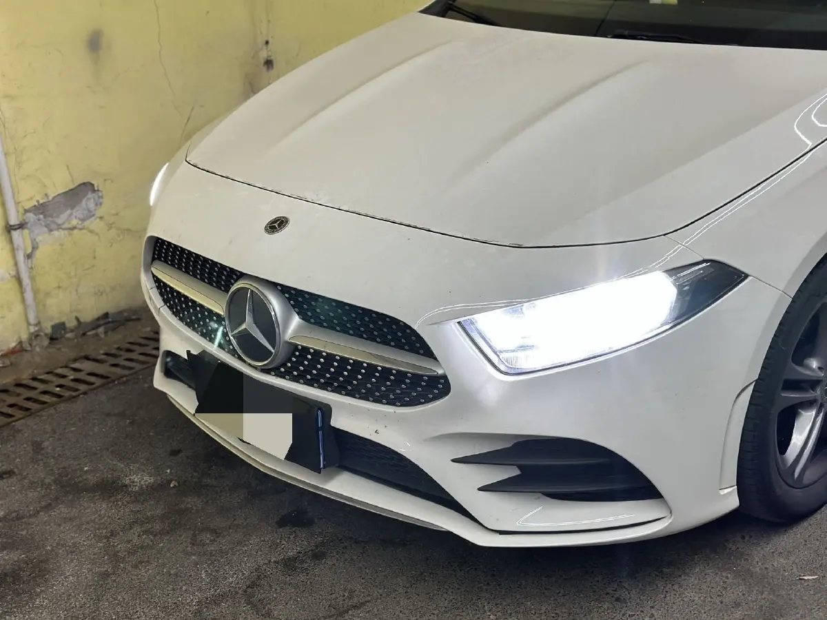 2021 Mercedes-Benz A Class 1.3T 136HP L4 7DCT,autocango,china used car exporter,china ev exporter,chinese used car exporter,chinese used ev exporter