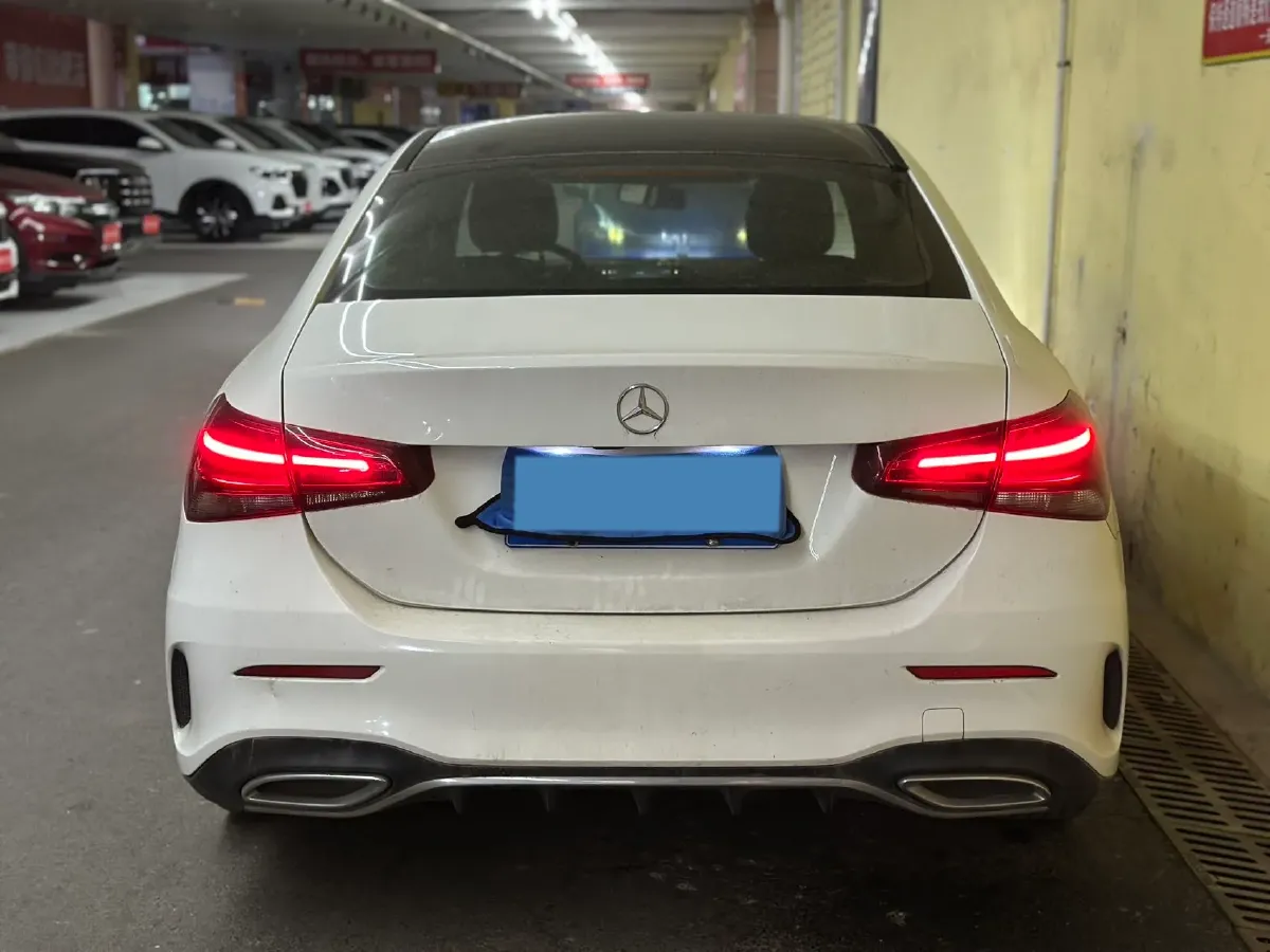 2021 Mercedes-Benz A Class 1.3T 136HP L4 7DCT,autocango,china used car exporter,china ev exporter,chinese used car exporter,chinese used ev exporter