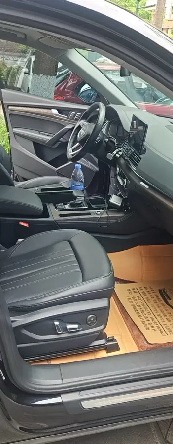 2023 Audi Q5L 2.0T 190HP L4 7DCT,autocango,china used car exporter,china ev exporter,chinese used car exporter,chinese used ev exporter