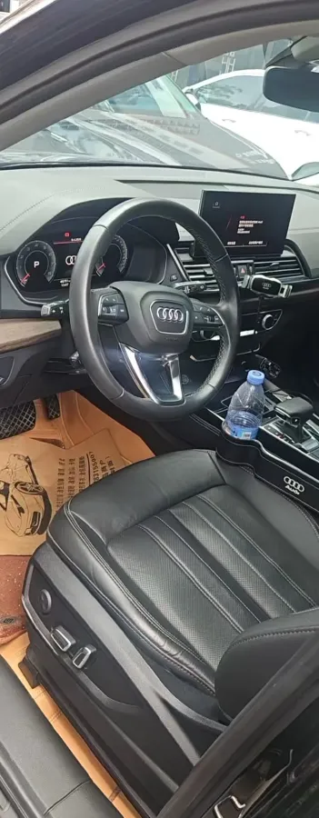 2023 Audi Q5L 2.0T 190HP L4 7DCT,autocango,china used car exporter,china ev exporter,chinese used car exporter,chinese used ev exporter