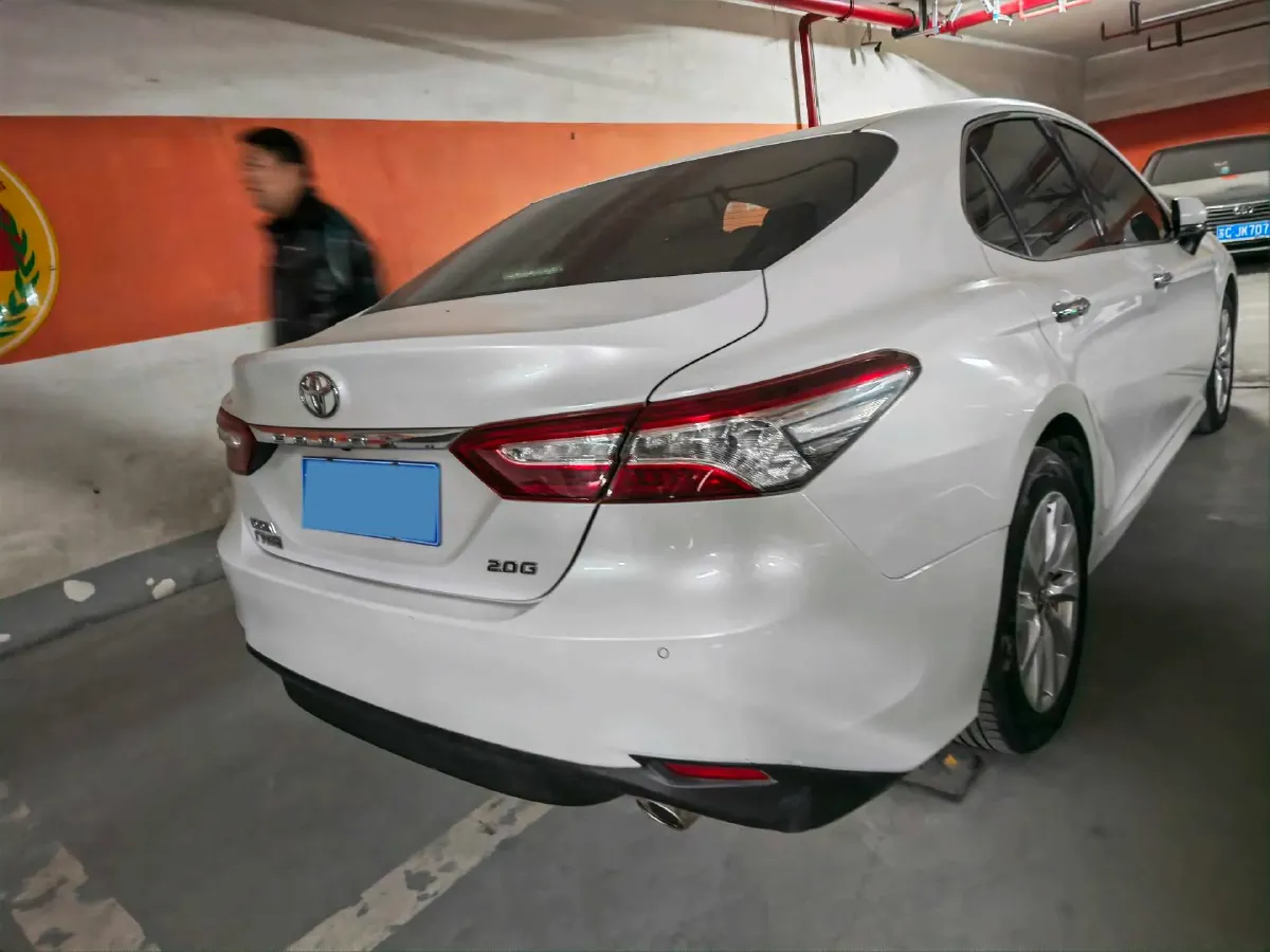 2018 Toyota Camry 2.0L 169HP L4 6AT,autocango,china used car exporter,china ev exporter,chinese used car exporter,chinese used ev exporter