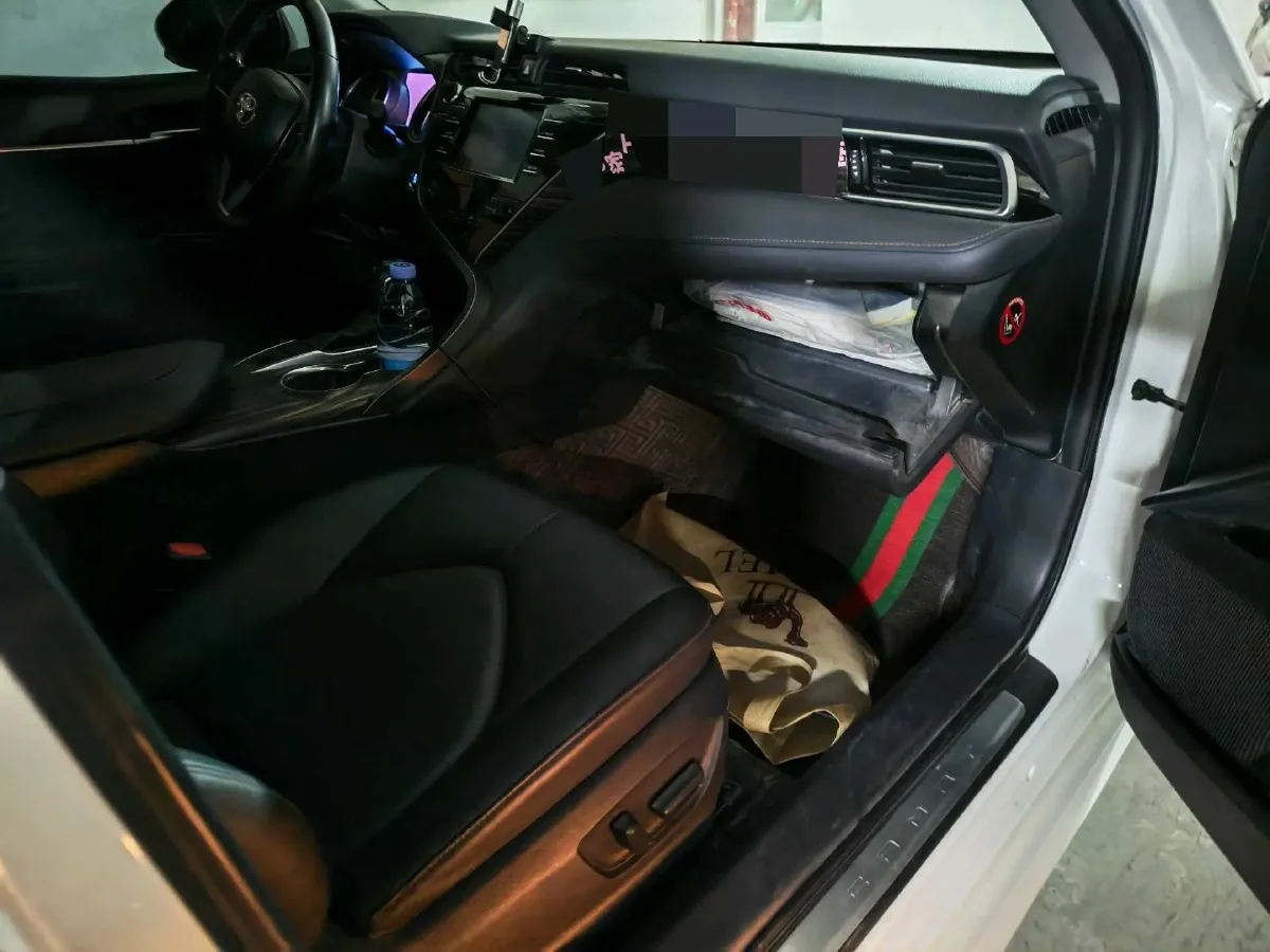 2018 Toyota Camry 2.0L 169HP L4 6AT,autocango,china used car exporter,china ev exporter,chinese used car exporter,chinese used ev exporter