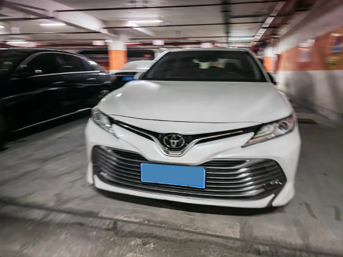 2018 Toyota Camry 2.0L 169HP L4 6AT,autocango,china used car exporter,china ev exporter,chinese used car exporter,chinese used ev exporter