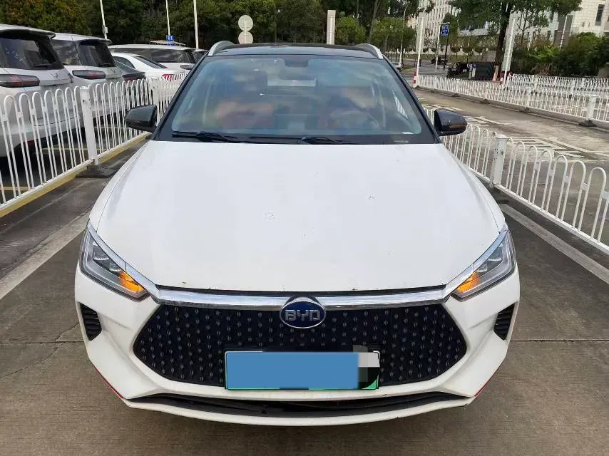 2021 MG Pilot 1.5T 173HP L4 7DCT,autocango,china used car exporter,china ev exporter,chinese used car exporter,chinese used ev exporter