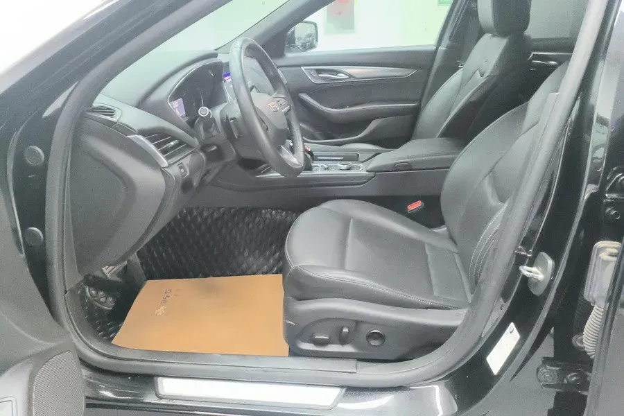 2022 Cadillac CT5 2.0T 237HP L4 10AT,autocango,china used car exporter,china ev exporter,chinese used car exporter,chinese used ev exporter