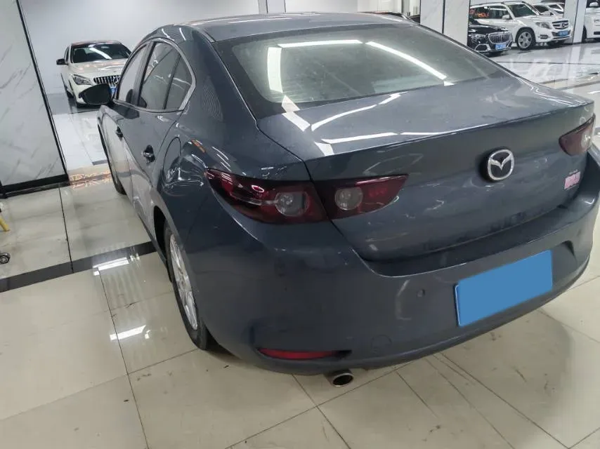 2023 Mazda 3 Axela 1.5L 117HP L4 6MT,autocango,china used car exporter,china ev exporter,chinese used car exporter,chinese used ev exporter