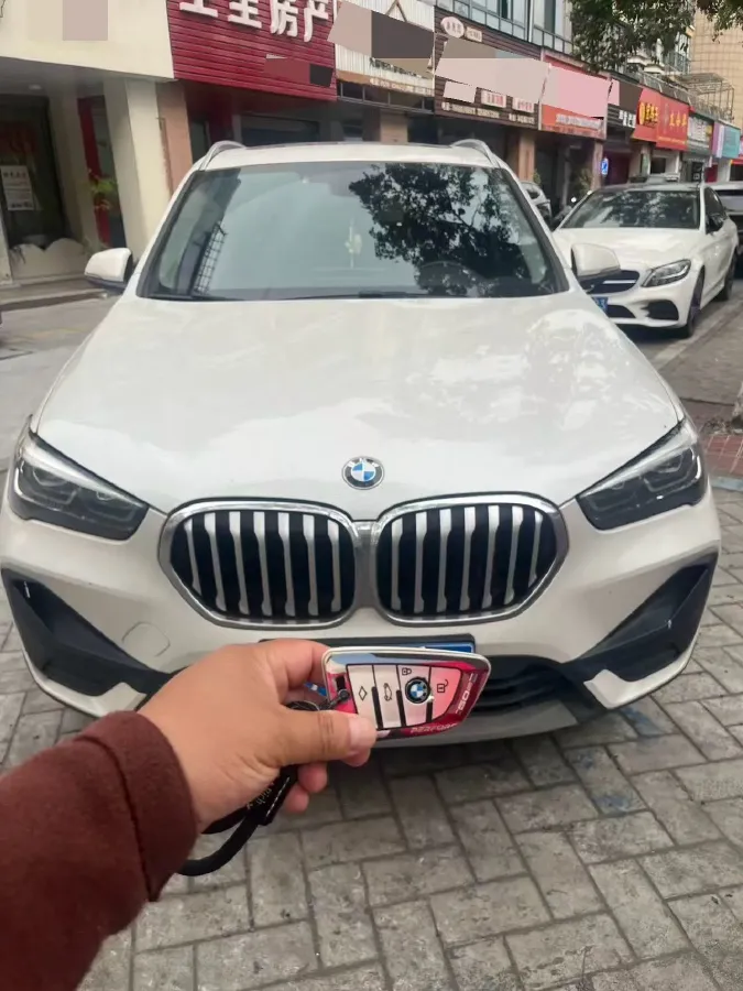 2021 BMW X1 1.5T 140HP L3 7DCT,autocango,china used car exporter,china ev exporter,chinese used car exporter,chinese used ev exporter