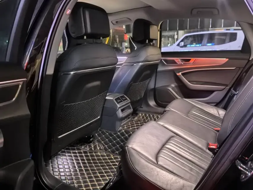 2023 Audi A6L 2.0T 190HP L4 7DCT,autocango,china used car exporter,china ev exporter,chinese used car exporter,chinese used ev exporter