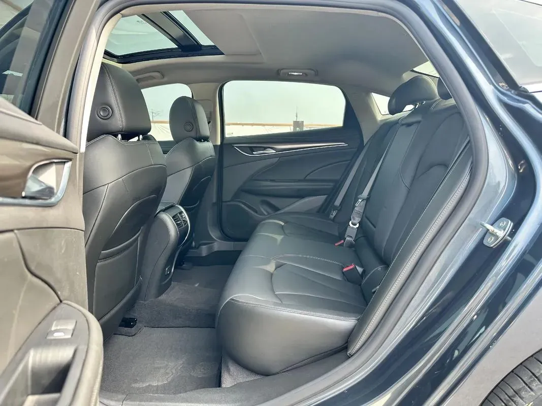 2022 Buick Larcosse 1.5T 169HP L4 9AT,autocango,china used car exporter,china ev exporter,chinese used car exporter,chinese used ev exporter