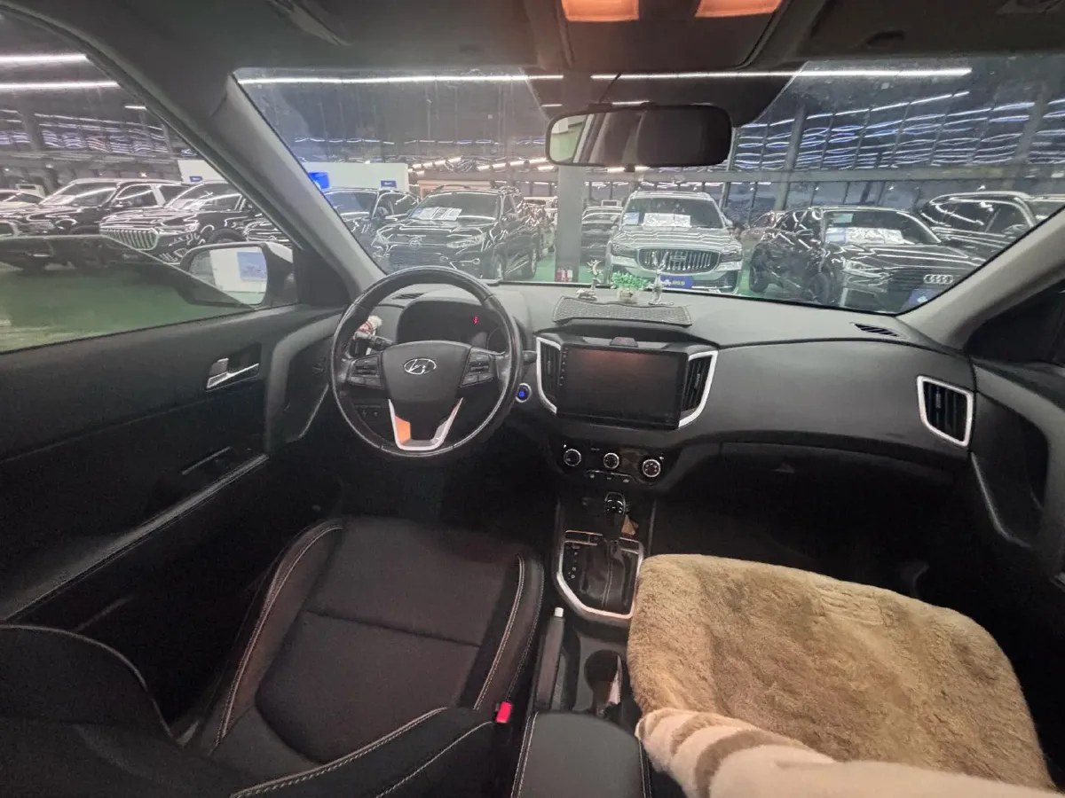 2017 Hyundai ix25 1.6L 125HP L4 6AT,autocango,china used car exporter,china ev exporter,chinese used car exporter,chinese used ev exporter