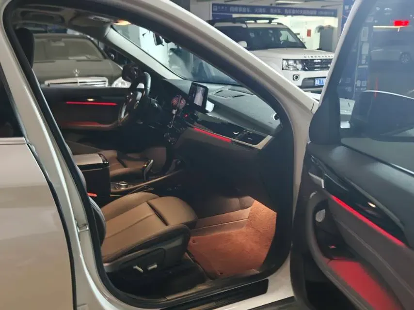 2021 BMW X1 2.0T 192HP L4 7DCT,autocango,china used car exporter,china ev exporter,chinese used car exporter,chinese used ev exporter