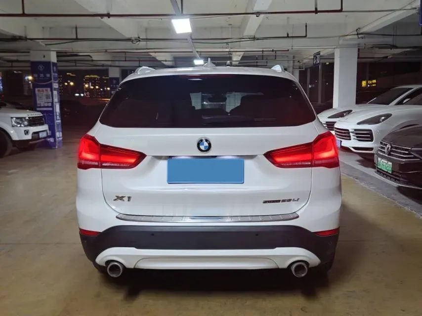 2021 BMW X1 2.0T 192HP L4 7DCT,autocango,china used car exporter,china ev exporter,chinese used car exporter,chinese used ev exporter