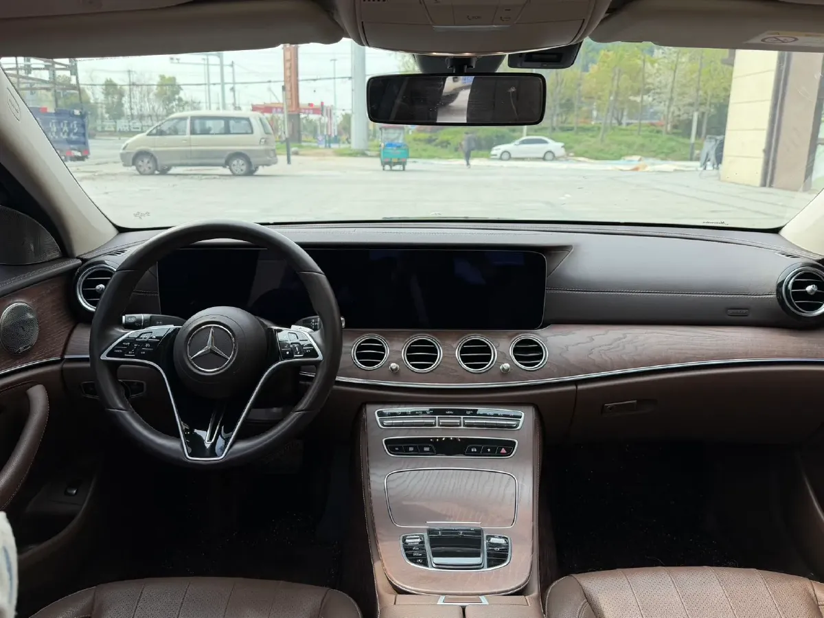 2023 Mercedes-Benz E Class 2.0T 258HP L4 9AT,autocango,china used car exporter,china ev exporter,chinese used car exporter,chinese used ev exporter