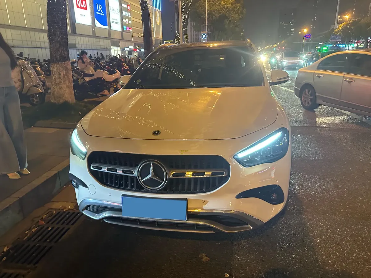 2024 Mercedes-Benz GLA Class 1.3T 163HP L4 7DCT,autocango,china used car exporter,china ev exporter,chinese used car exporter,chinese used ev exporter