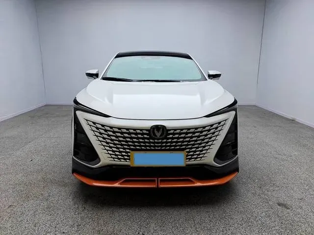 2023 ChangAn UNI-T 1.5T 188HP L4 7DCT,autocango,china used car exporter,china ev exporter,chinese used car exporter,chinese used ev exporter