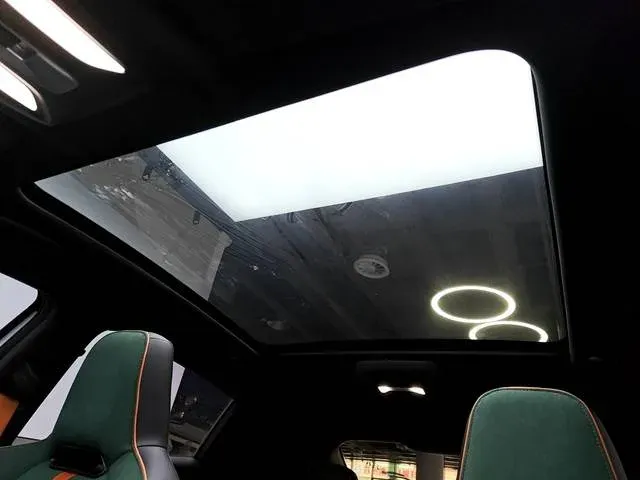 2023 ChangAn UNI-T 1.5T 188HP L4 7DCT,autocango,china used car exporter,china ev exporter,chinese used car exporter,chinese used ev exporter