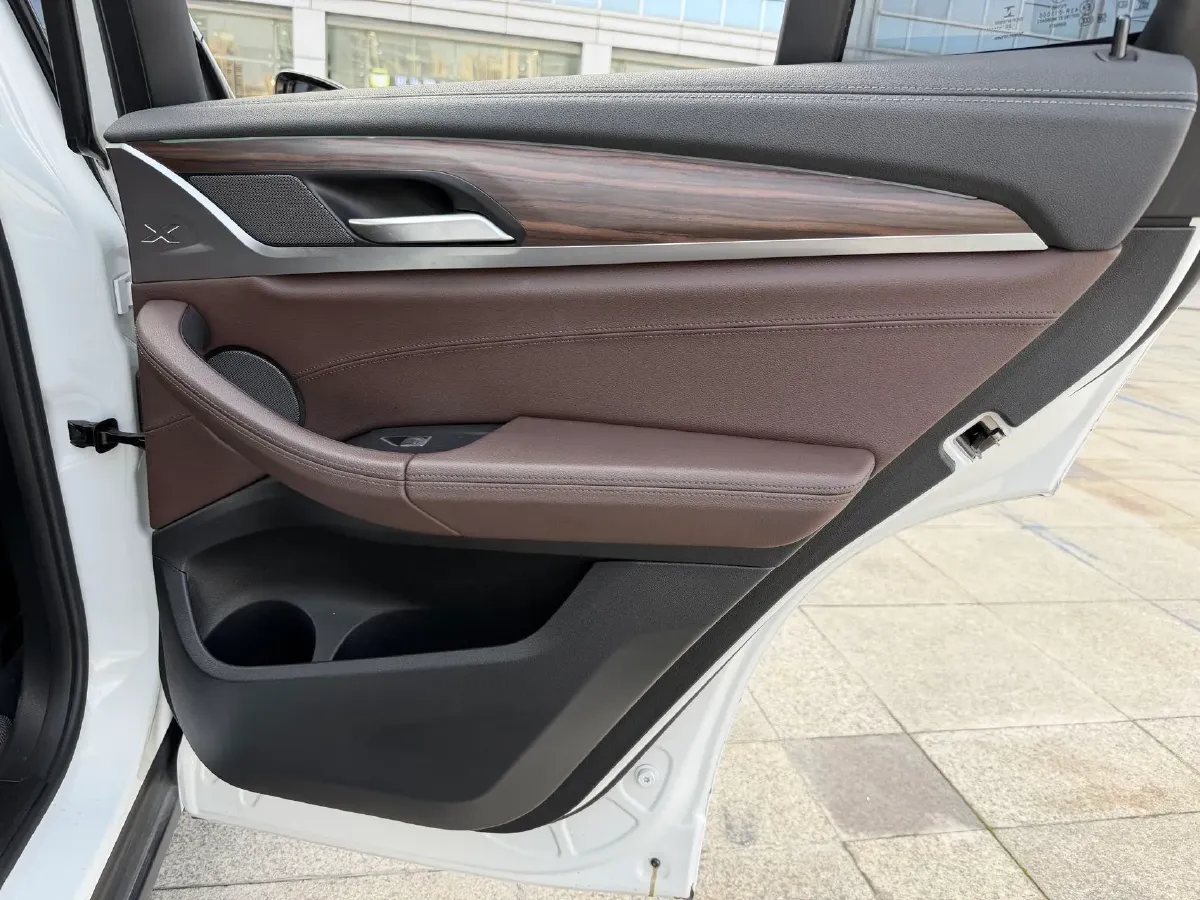 2021 BMW X3 2.0T 224HP L4 8AT,autocango,china used car exporter,china ev exporter,chinese used car exporter,chinese used ev exporter