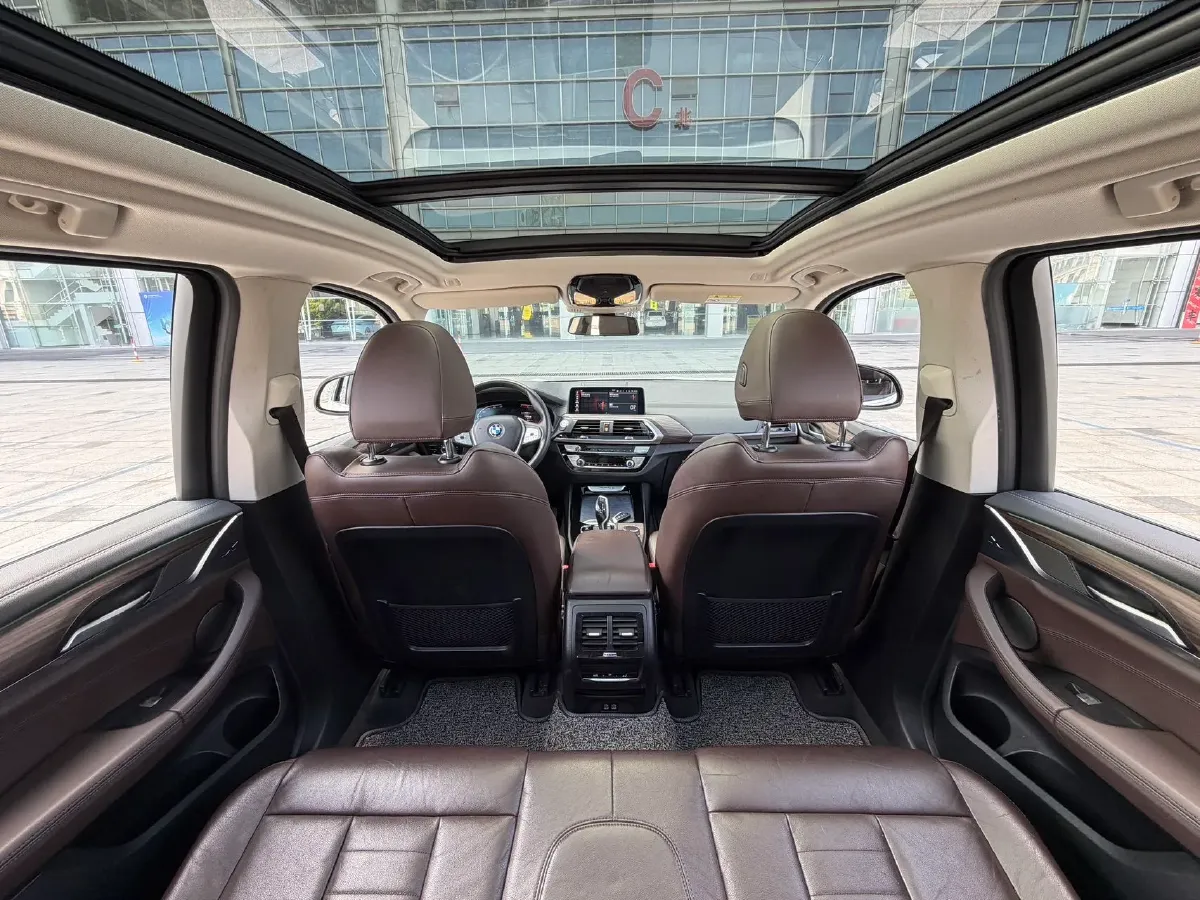 2021 BMW X3 2.0T 224HP L4 8AT,autocango,china used car exporter,china ev exporter,chinese used car exporter,chinese used ev exporter