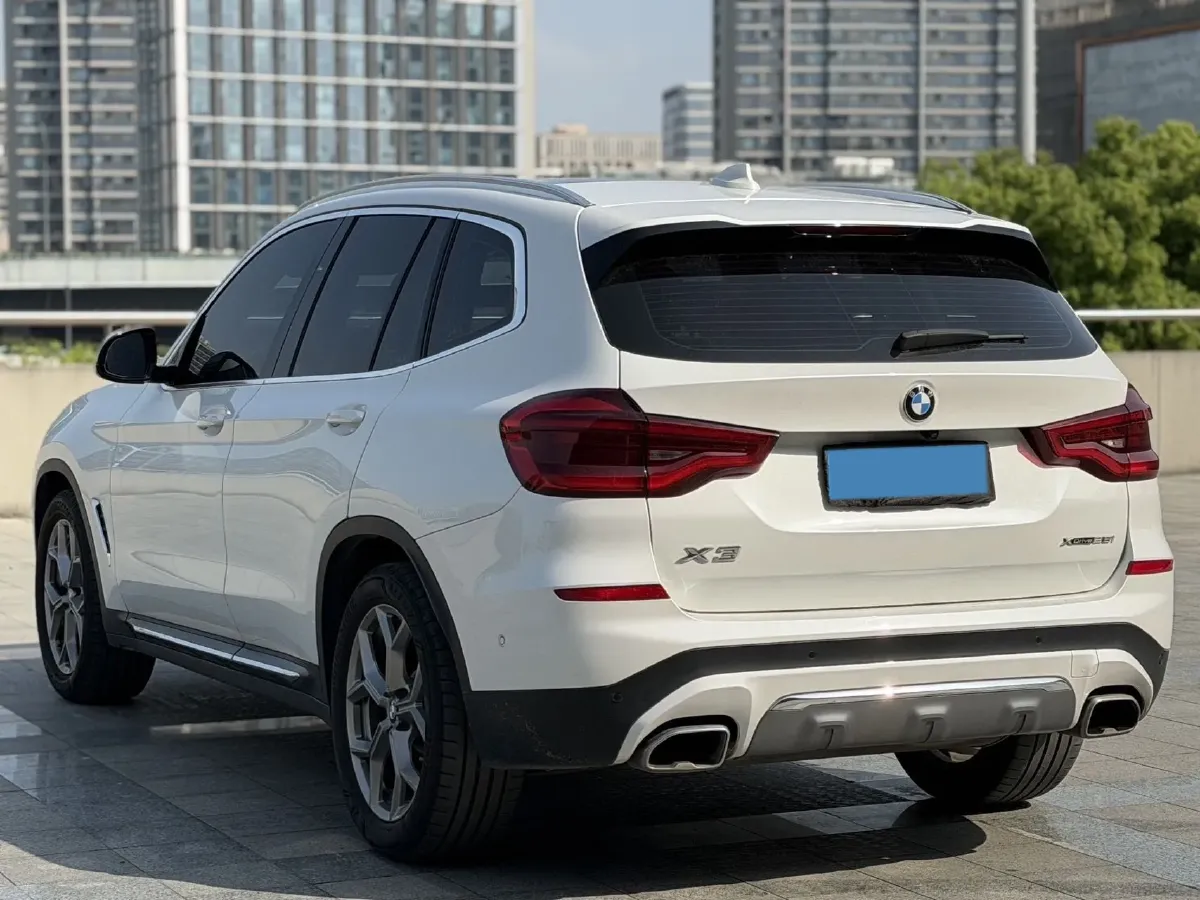 2021 BMW X3 2.0T 224HP L4 8AT,autocango,china used car exporter,china ev exporter,chinese used car exporter,chinese used ev exporter