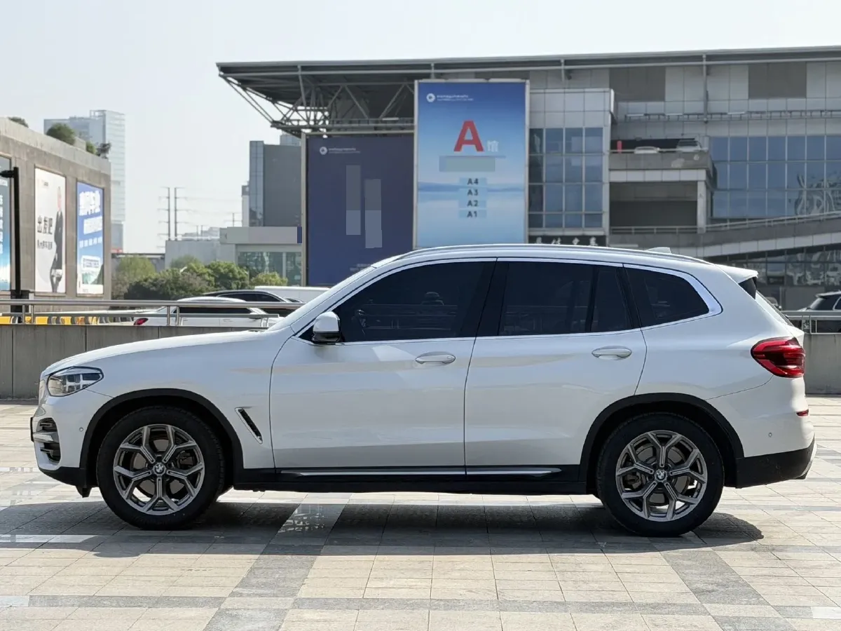 2021 BMW X3 2.0T 224HP L4 8AT,autocango,china used car exporter,china ev exporter,chinese used car exporter,chinese used ev exporter