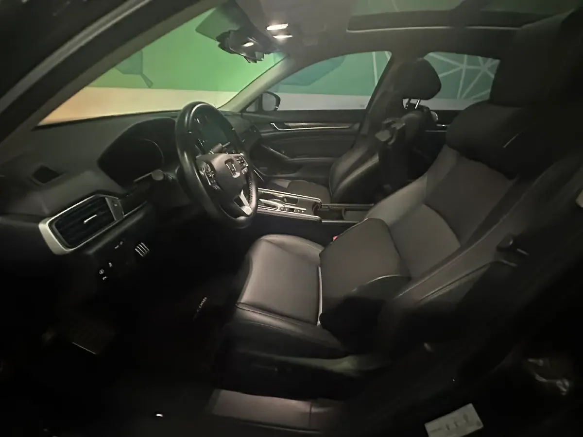 2022 Honda Accord 1.5T 194HP L4 CVT,autocango,china used car exporter,china ev exporter,chinese used car exporter,chinese used ev exporter