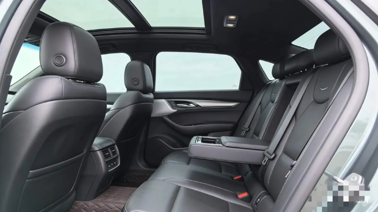 2023 Cadillac CT5 2.0T 237HP L4 10AT,autocango,china used car exporter,china ev exporter,chinese used car exporter,chinese used ev exporter