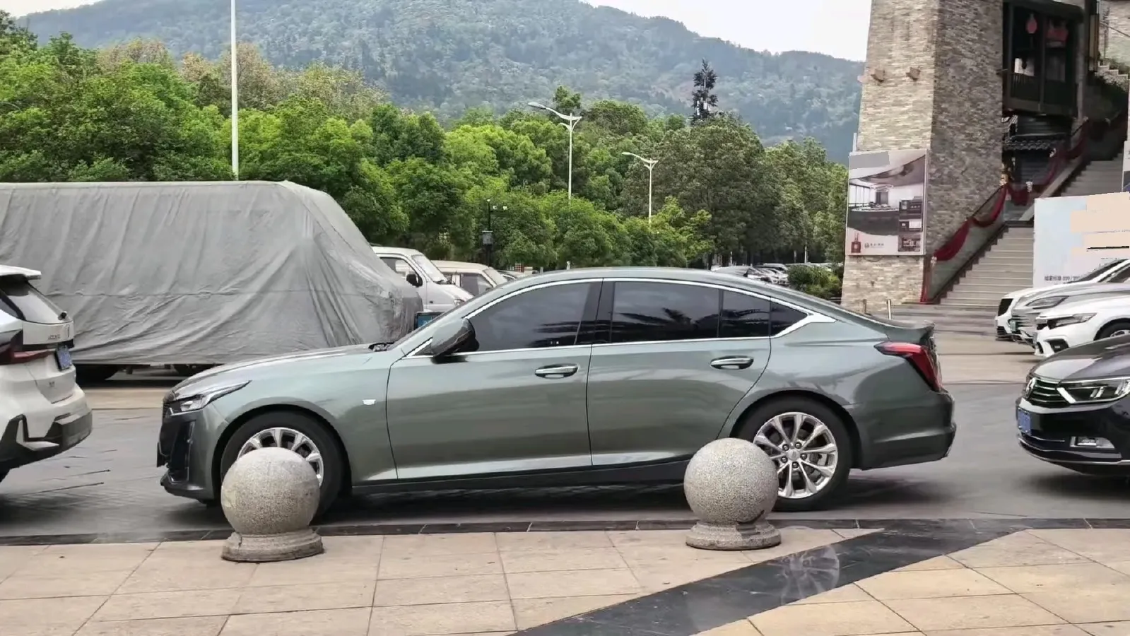 2023 Cadillac CT5 2.0T 237HP L4 10AT,autocango,china used car exporter,china ev exporter,chinese used car exporter,chinese used ev exporter